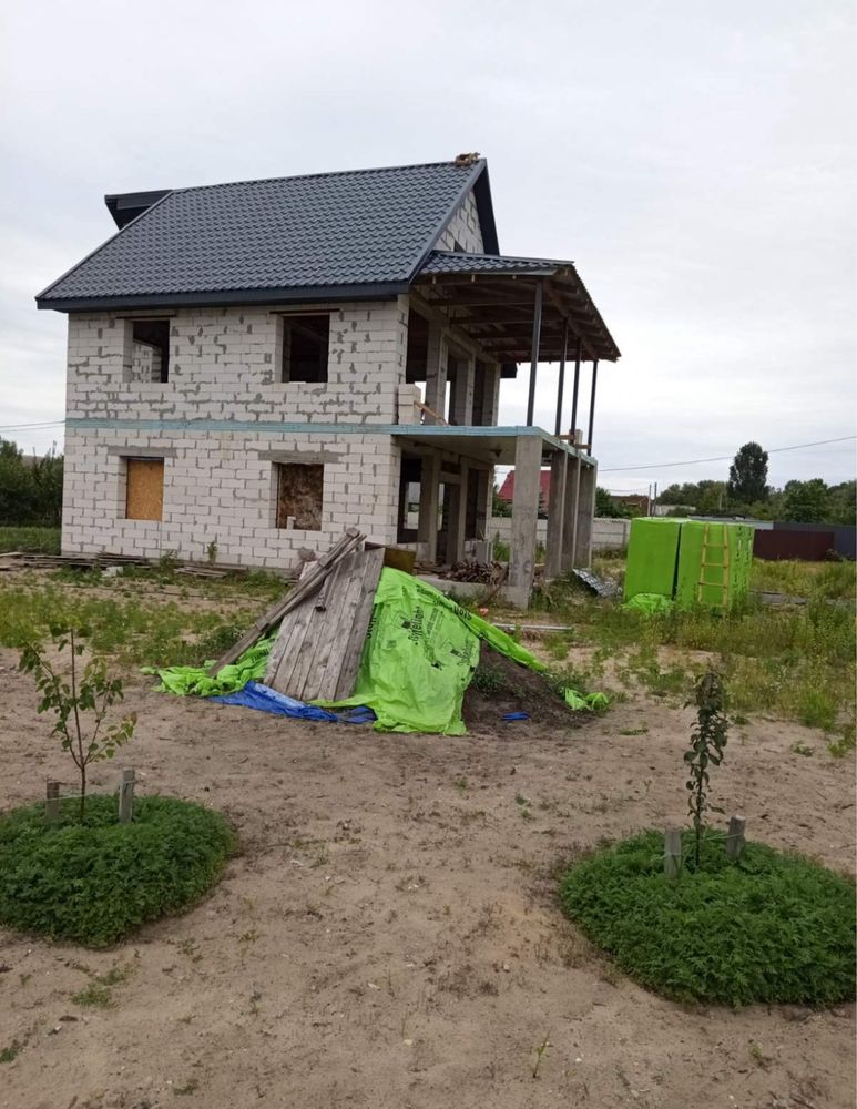 Бригада Кровельщиків  монтаж мякої кровлі, металочерепиці, профнастіл