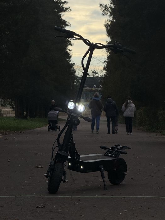 Електро самокат Tecros s01