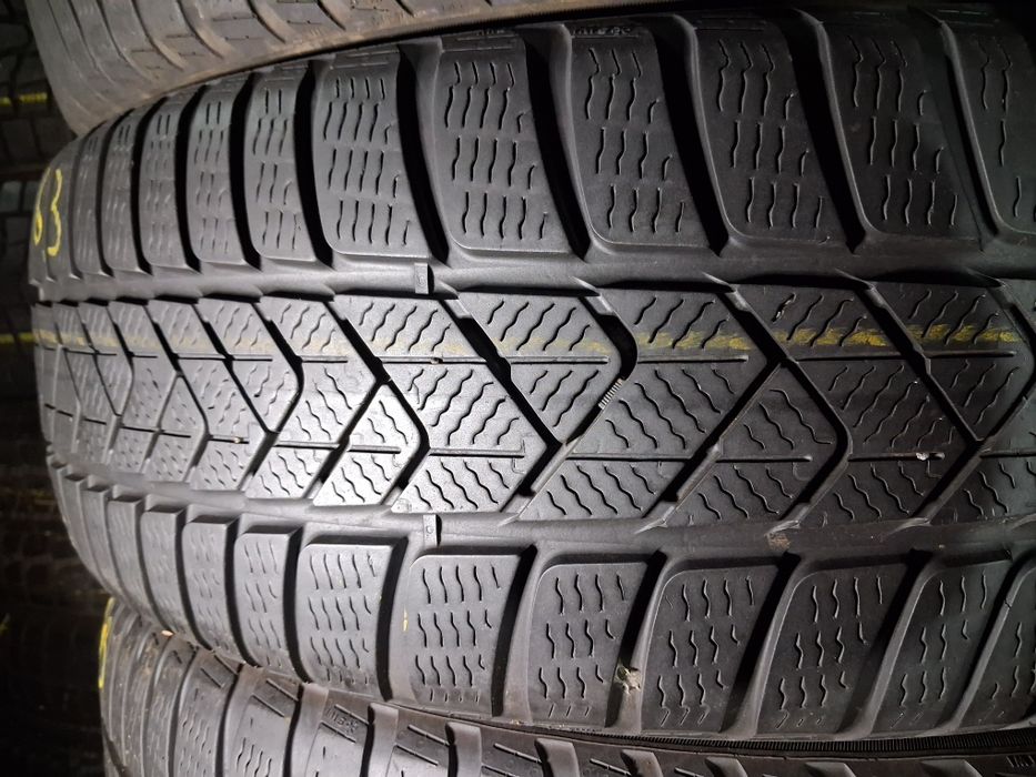 225/60 18 Pirelli Sottozero 3 шини б/в зима  КОМПЛЕКТ , пара