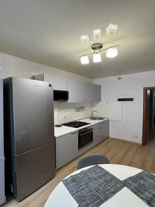 1к! квартира, ЖК Садовий, 1/9 поверх, 43 м2, євроремонт, все залишають