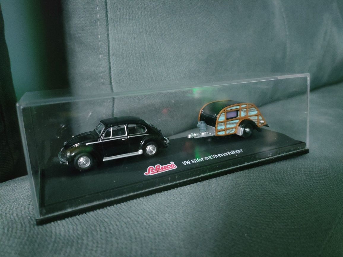 VW Volkswagen Beetle kafer schuco 1:72 z przyczepka