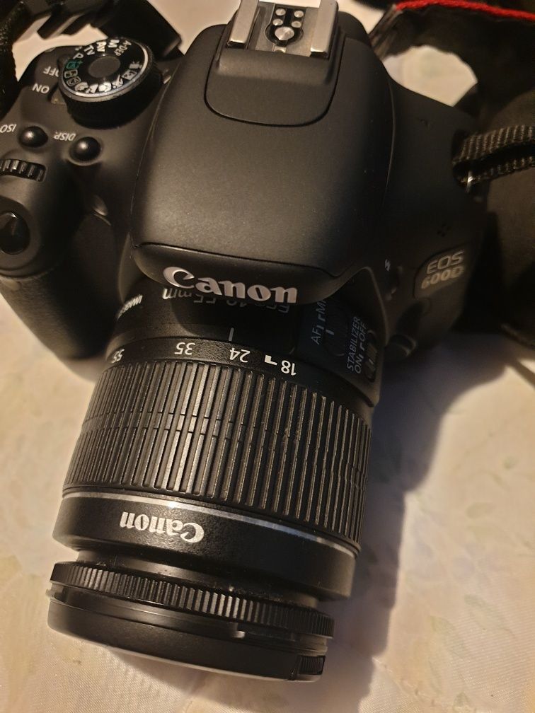 Maquina fotográfica Canon 600d