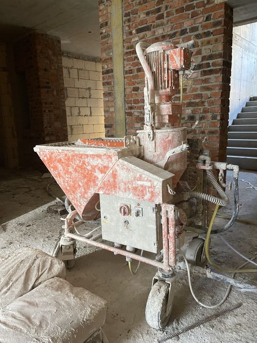 Штукатурка гіпсова та цементова