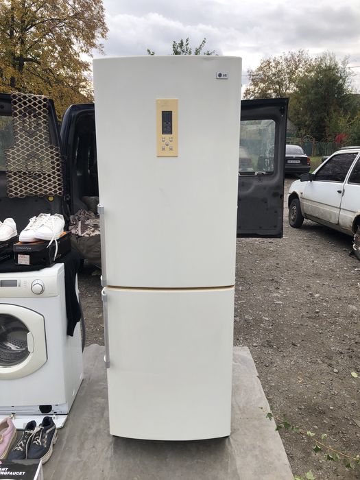 Холодильник LG нофрост