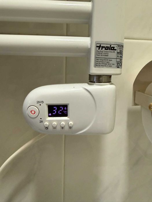 Toalheiro elétrico (como novo)