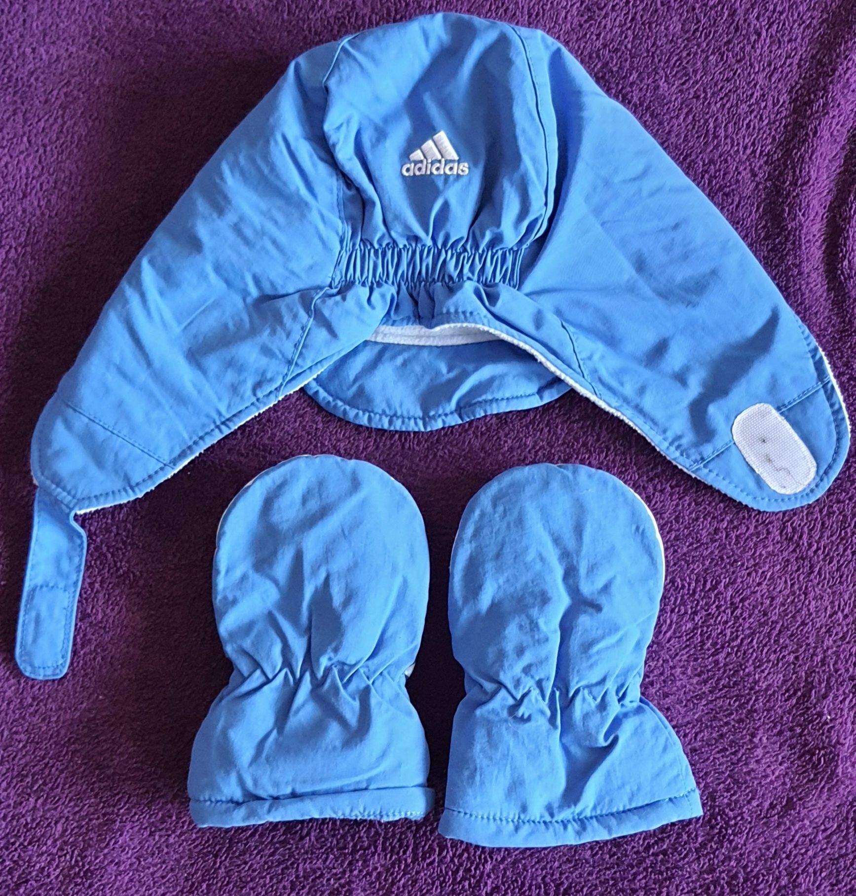 Niebieska czapka i rękawice adidas