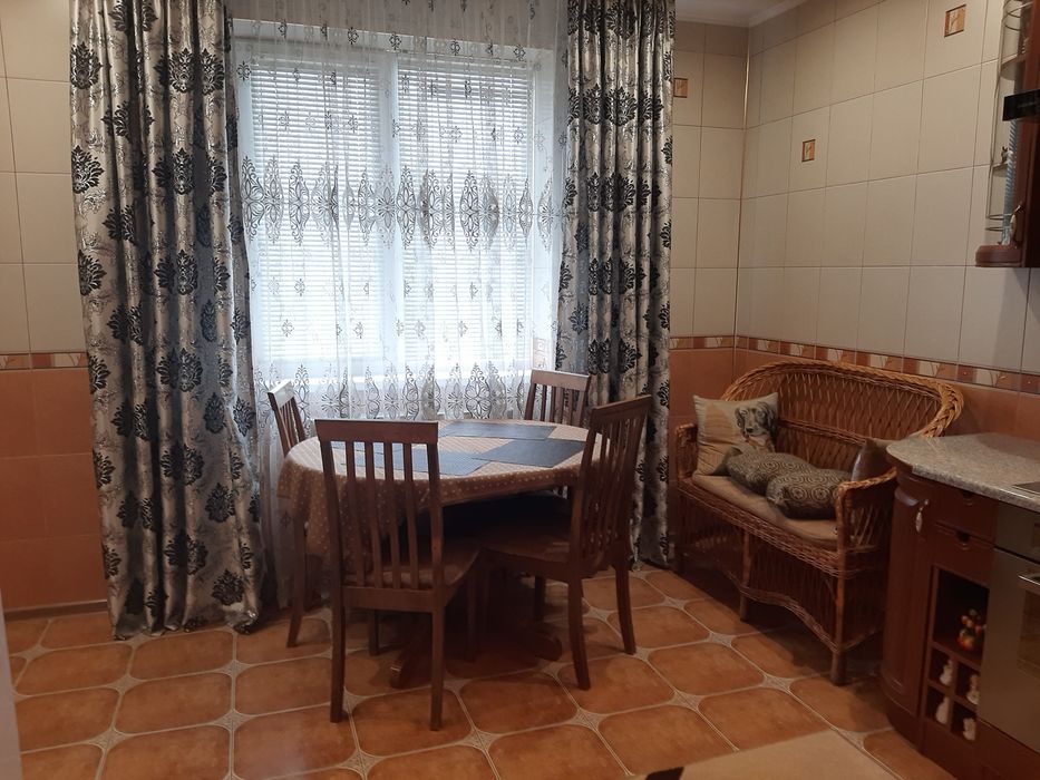 Продаж нового двоповерхового цегляного будинку в м.Немирів