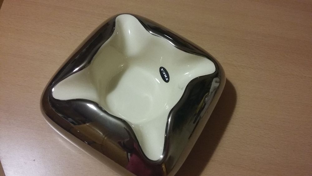 Фарфоровая пепельница для сигар Ceramichi Trea