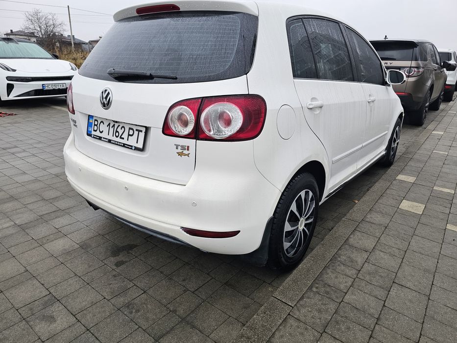 Volkswagen Golf Plus 2011 сімейний автомобіль на автоматичніц короб