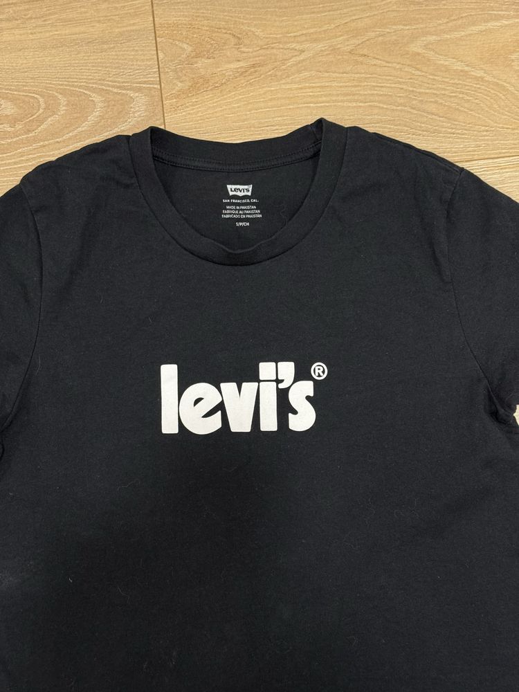 Футболка Levis