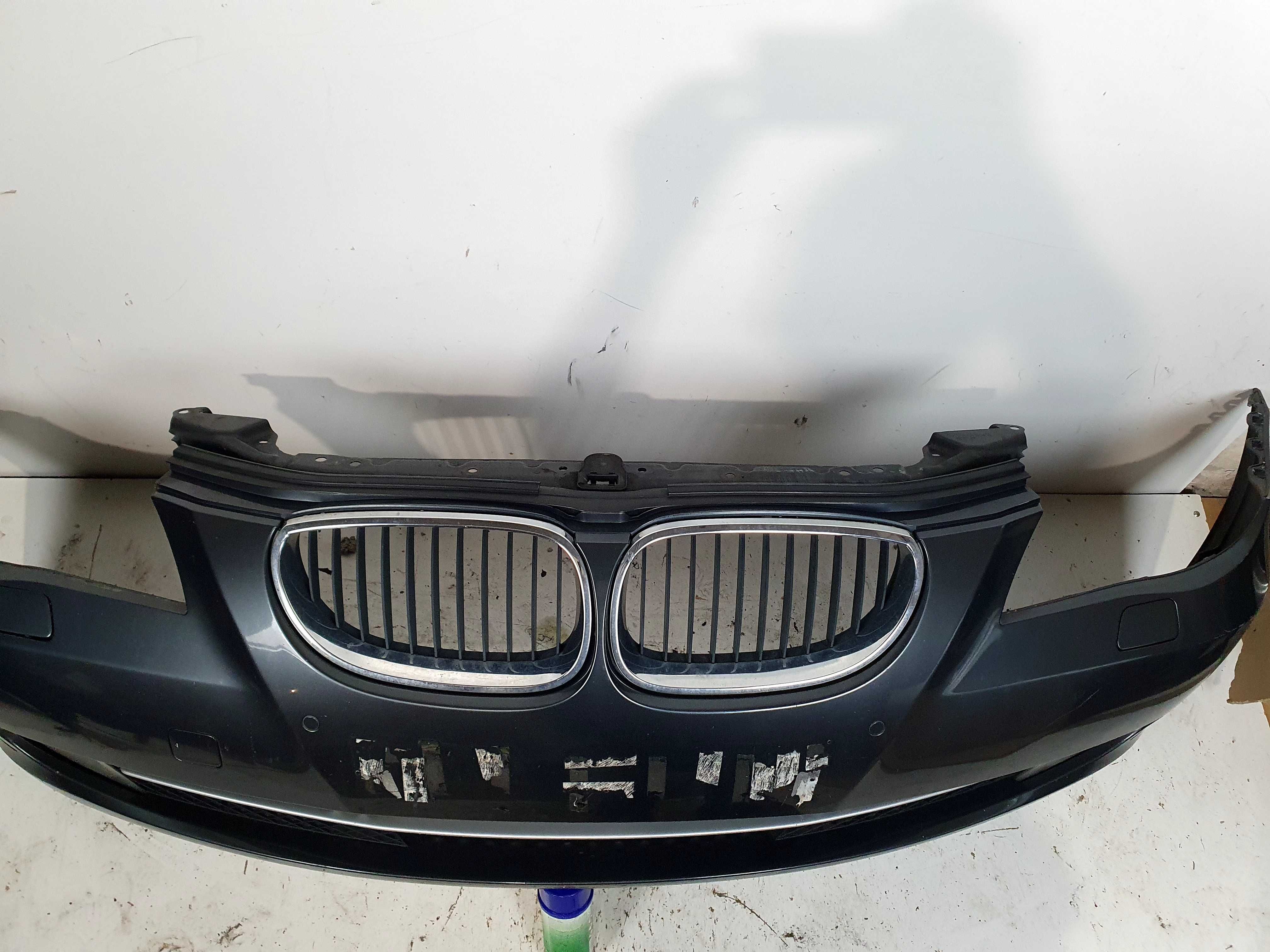 BMW5 E60 lift PDC zderzak przedni.