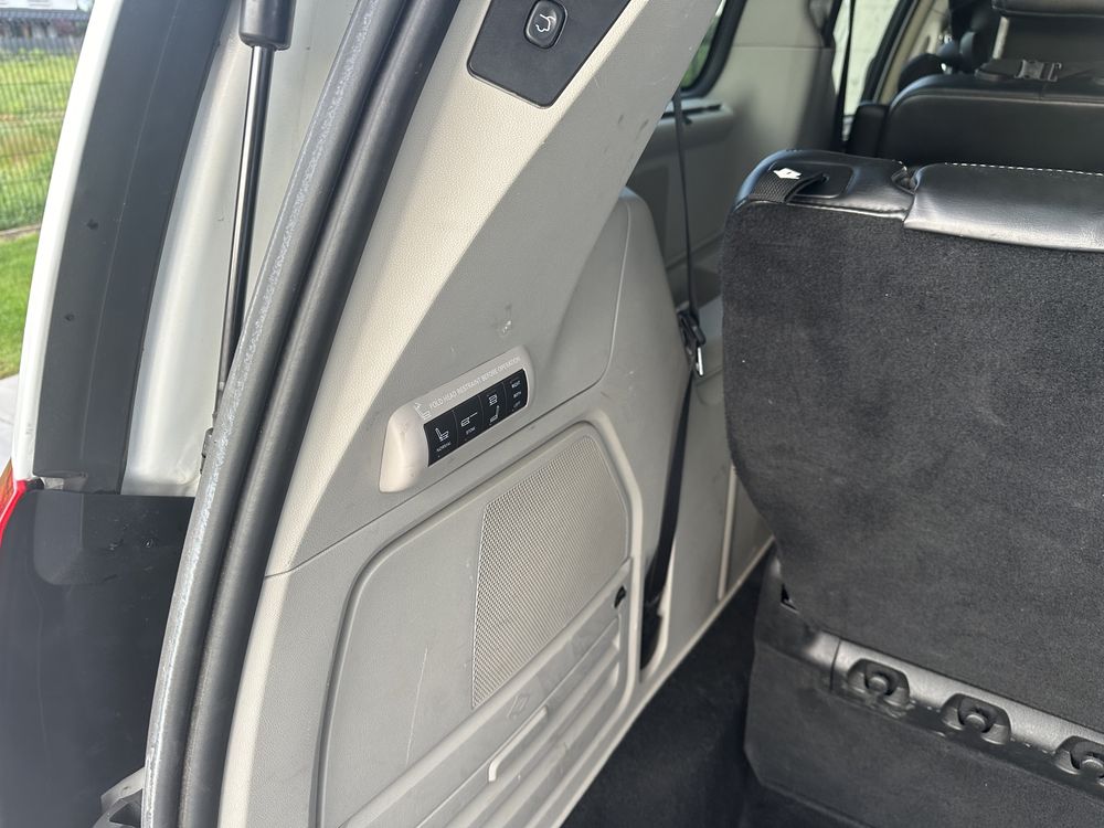 Chrysler Town Country Fabryczny Lakier