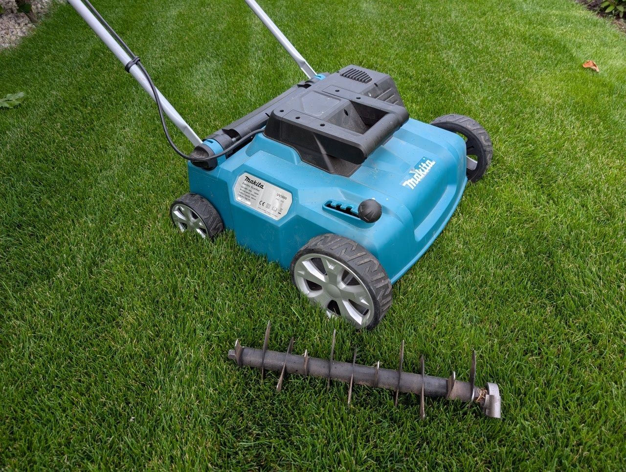 Makita UV3600 wertykulator, aerator, skaryfikator