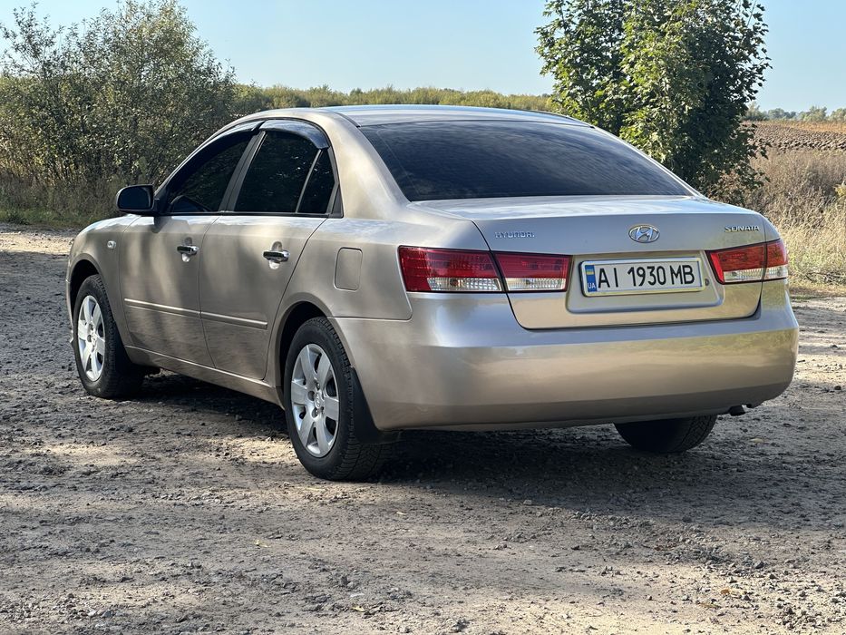 HYUNDAI Sonata 2.0 ГАЗ/Бензин
