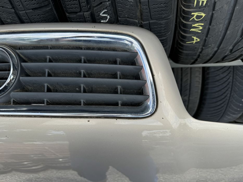 Maska Przednia Złota Komplentna Audi A4 B5 FL 99-01