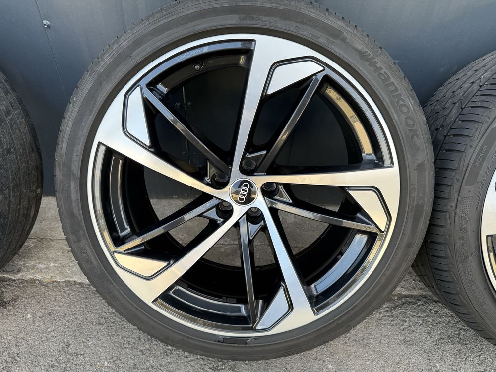 Kola Audi Q7 SQ7 Sport 285/35-22 alufelgi Hankook AO