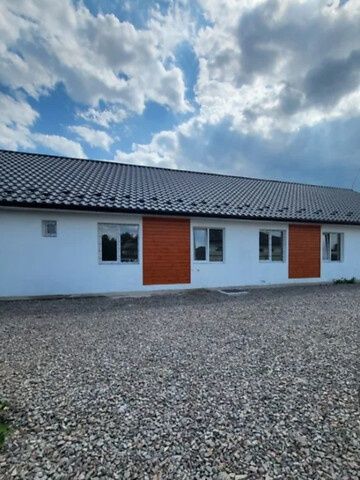 Продам 1 ком в центре 36 м.кв + 20 м.кв второй этаж