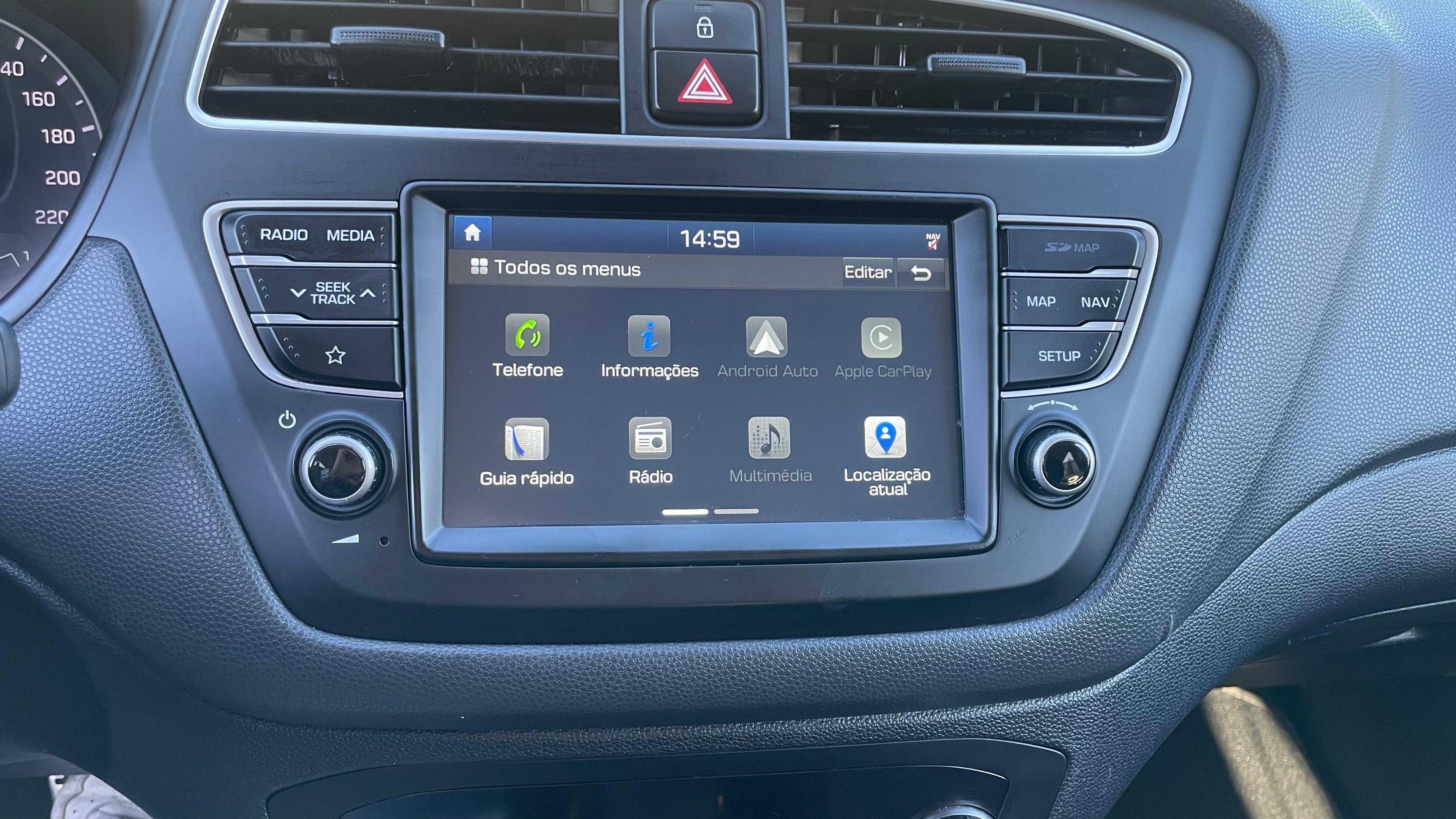 Hyundai i20 1.0 100cv - Caixa Automática -