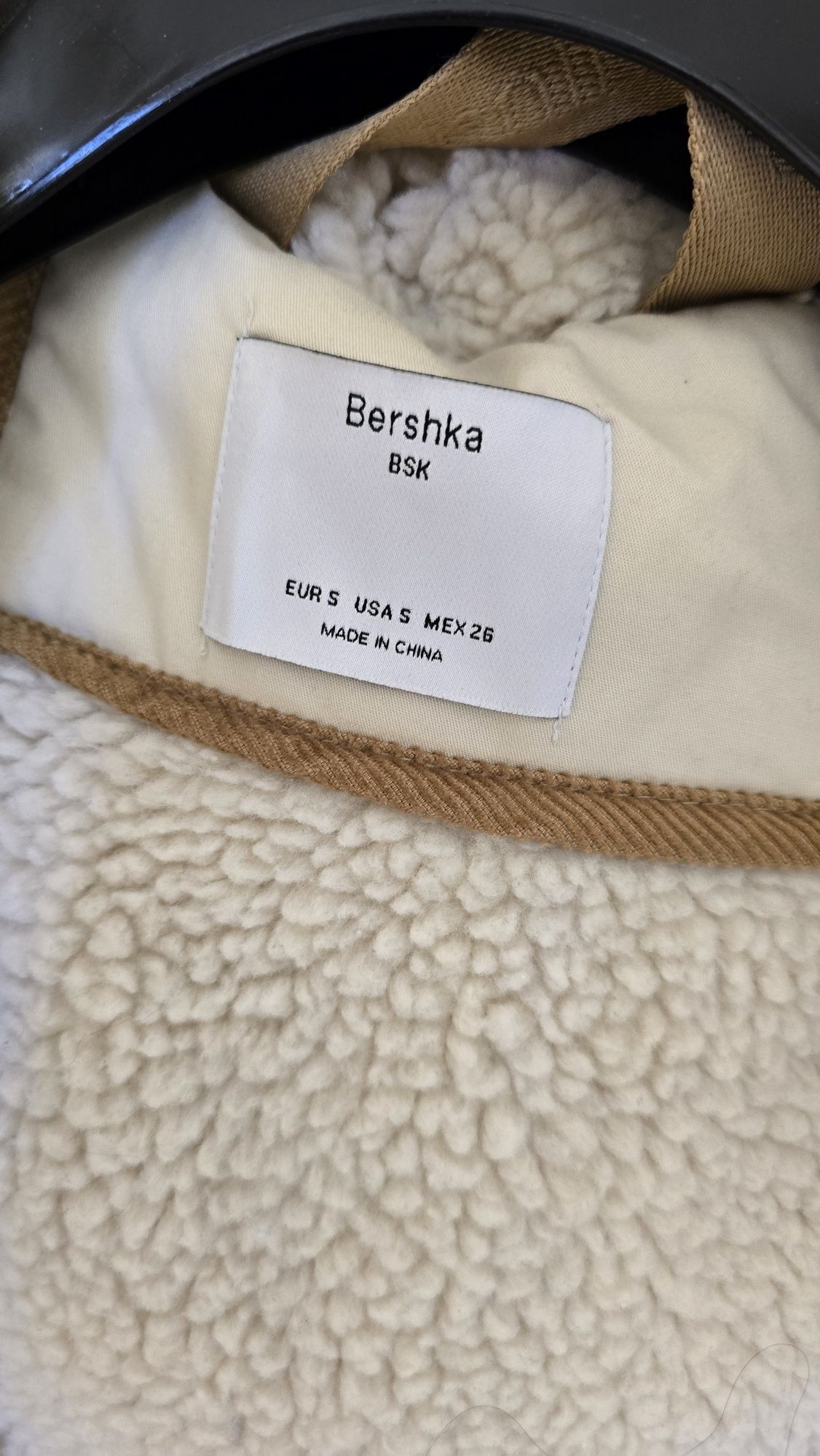 Casaco comprido Bershka