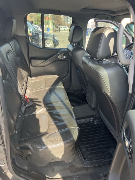 Nissan Navara 2.5tdi автомат 4x4 2008 в максималці, ідеал стан 7500$