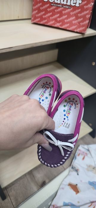 Мокасины, туфельки для девочки кожа