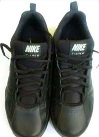 Nike czarne-nowe rozmiar 42