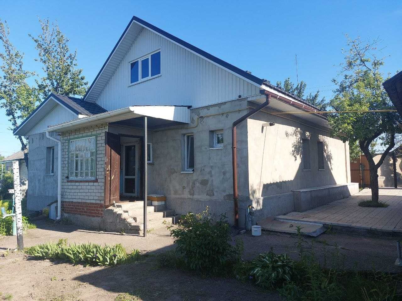 Продам будинок м. Зміїв