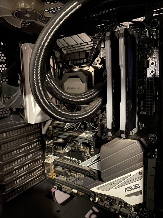 Combo Gaming i5 8600k | Asus Z370 A Prime + Ram + Watercooler + Caixa