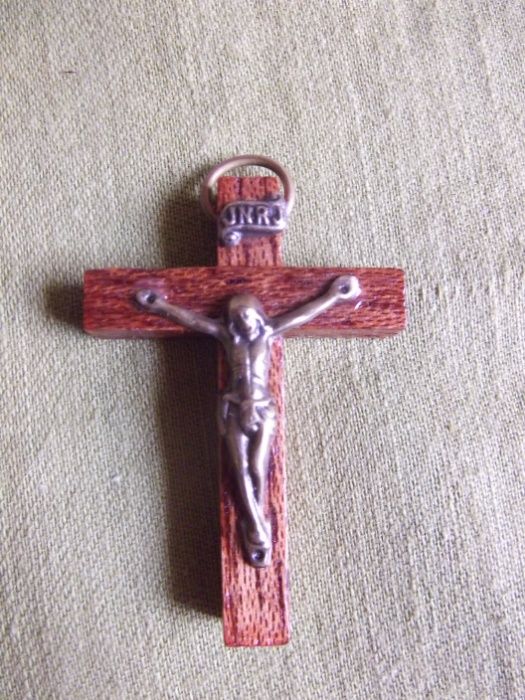 Colecção artigos religiosos - cruz, estatueta, terço/Religious items