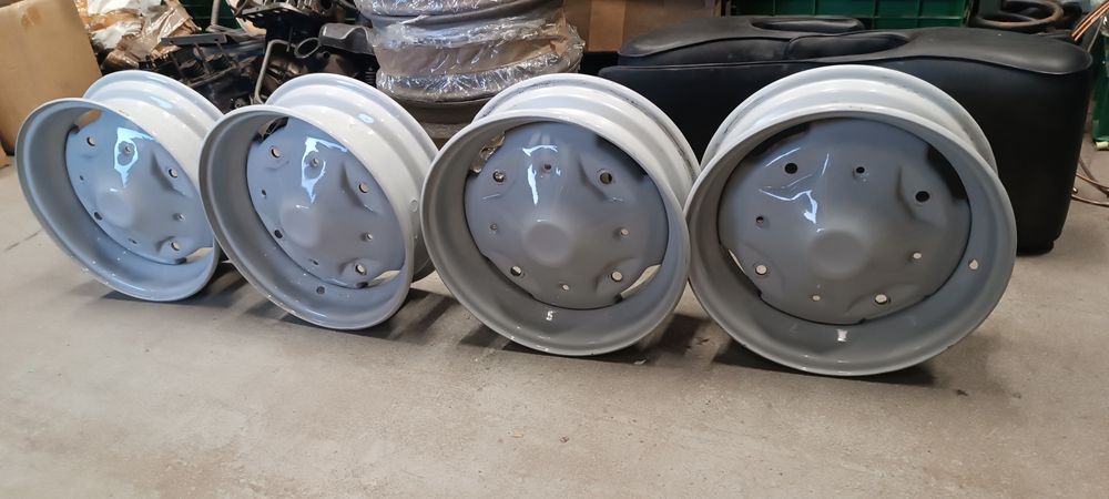 Fiat 126p felgi cytryny 4 sztuki jak nowe po profesjonalnej regeneracj