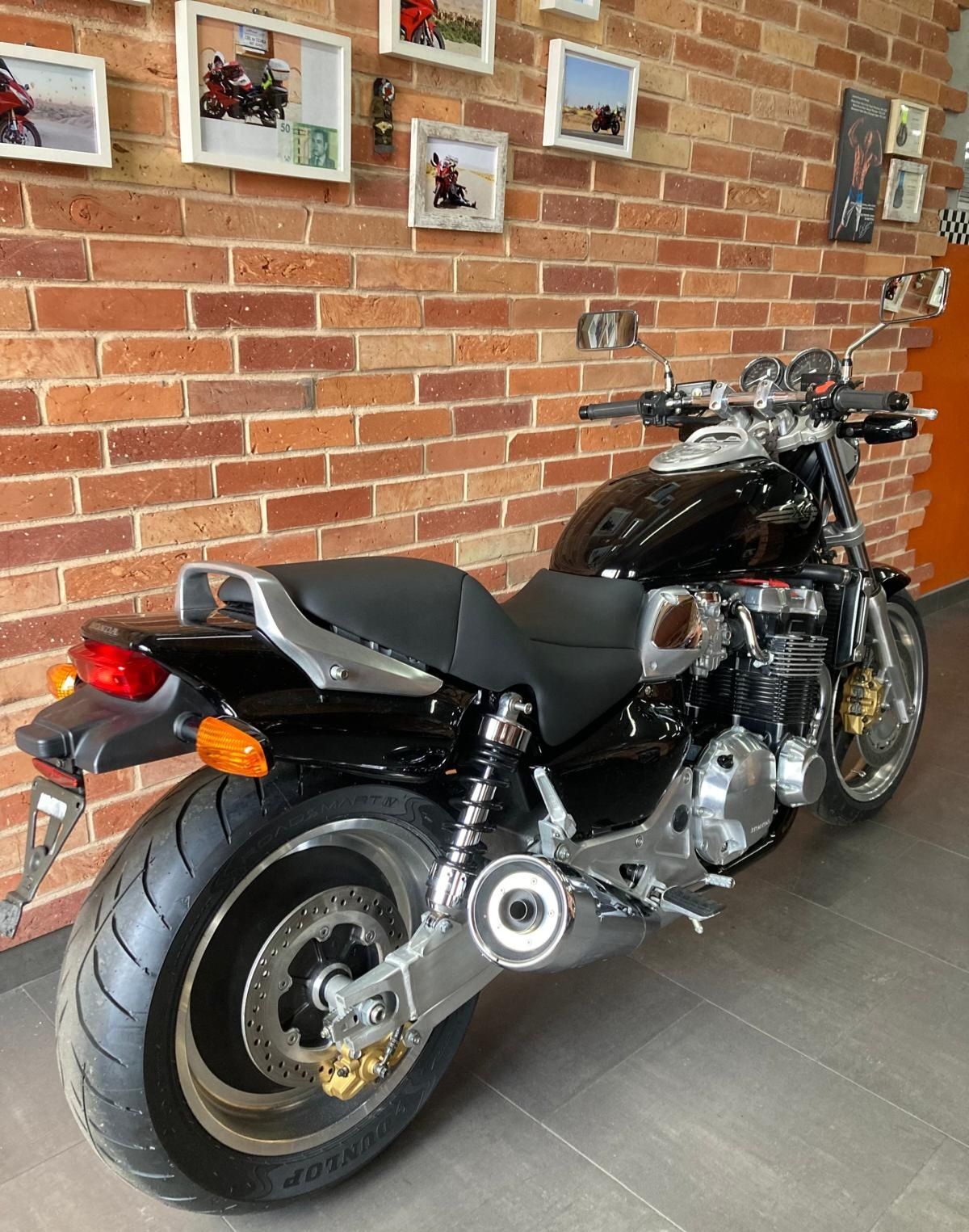 Honda X4 - CB 1300 z Niemiec, kolekcjonerski