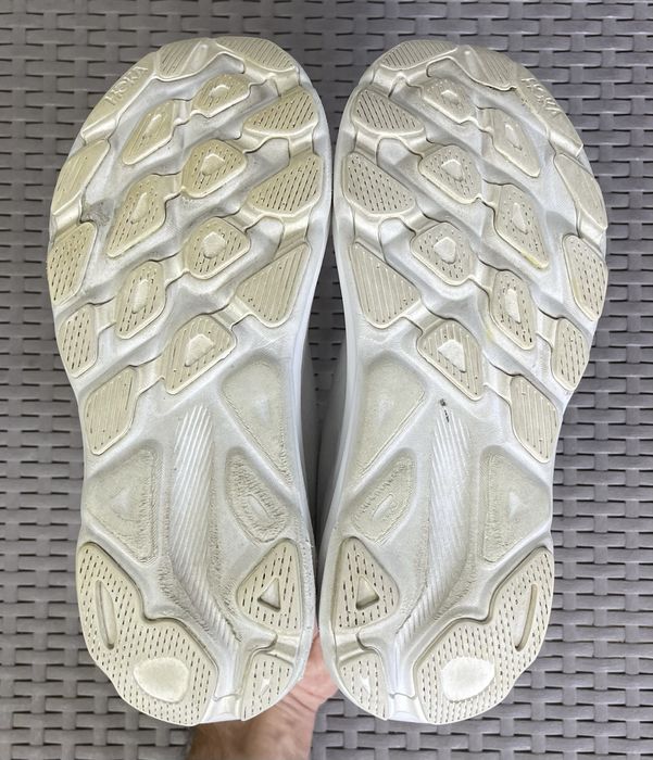 Hoka Clifton 9 кроссовки 40 размер беговые белые