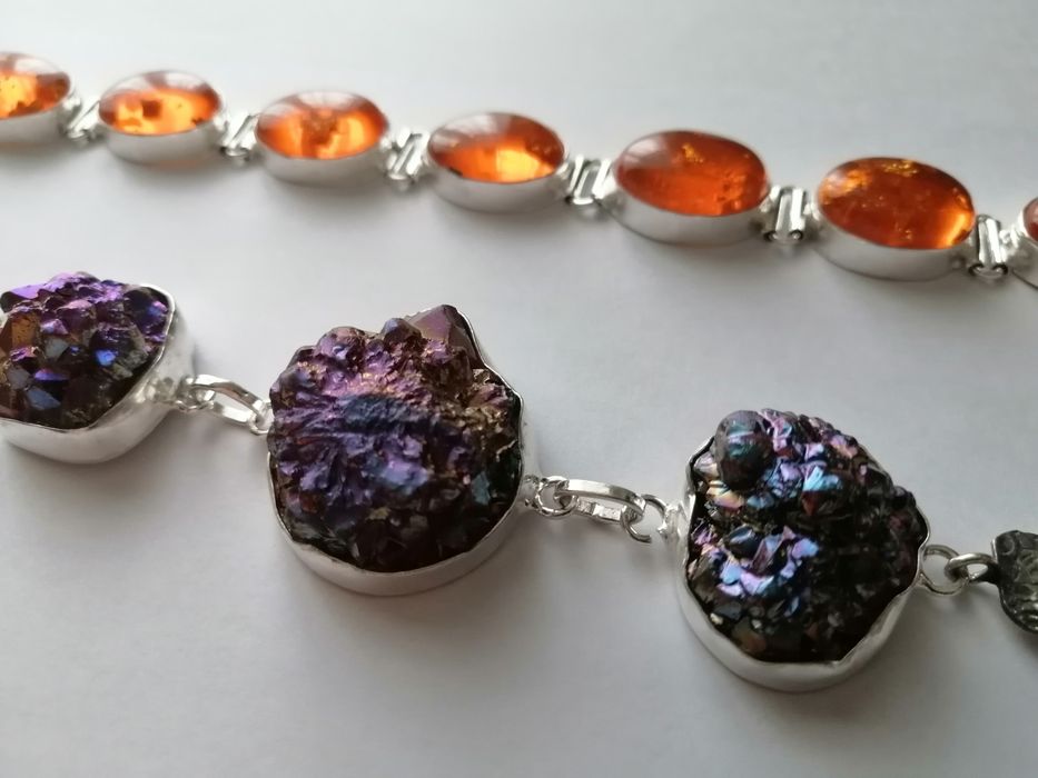 Срібний браслет, титанові друзи, бурштин