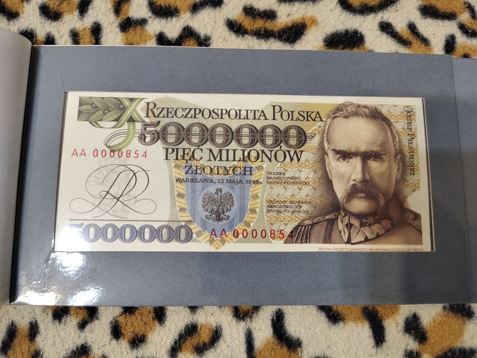 Zestaw Piłsudski banknot, miniatura i klipa