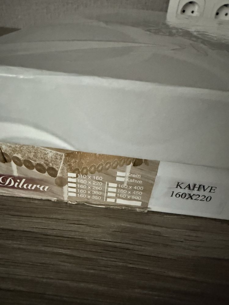 скатерть  на стол( нова)