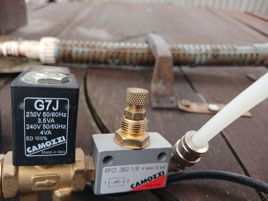 Продам систему подачі вуглекислого газу CO2 з редуктором  для акваріу