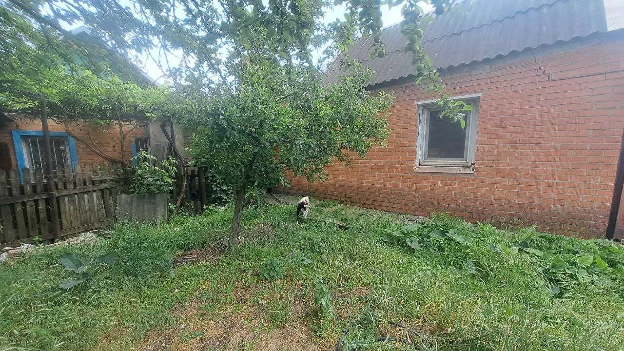 Продам будинок по вул. Уборевича (зупинка ш.т. Мудрьона)