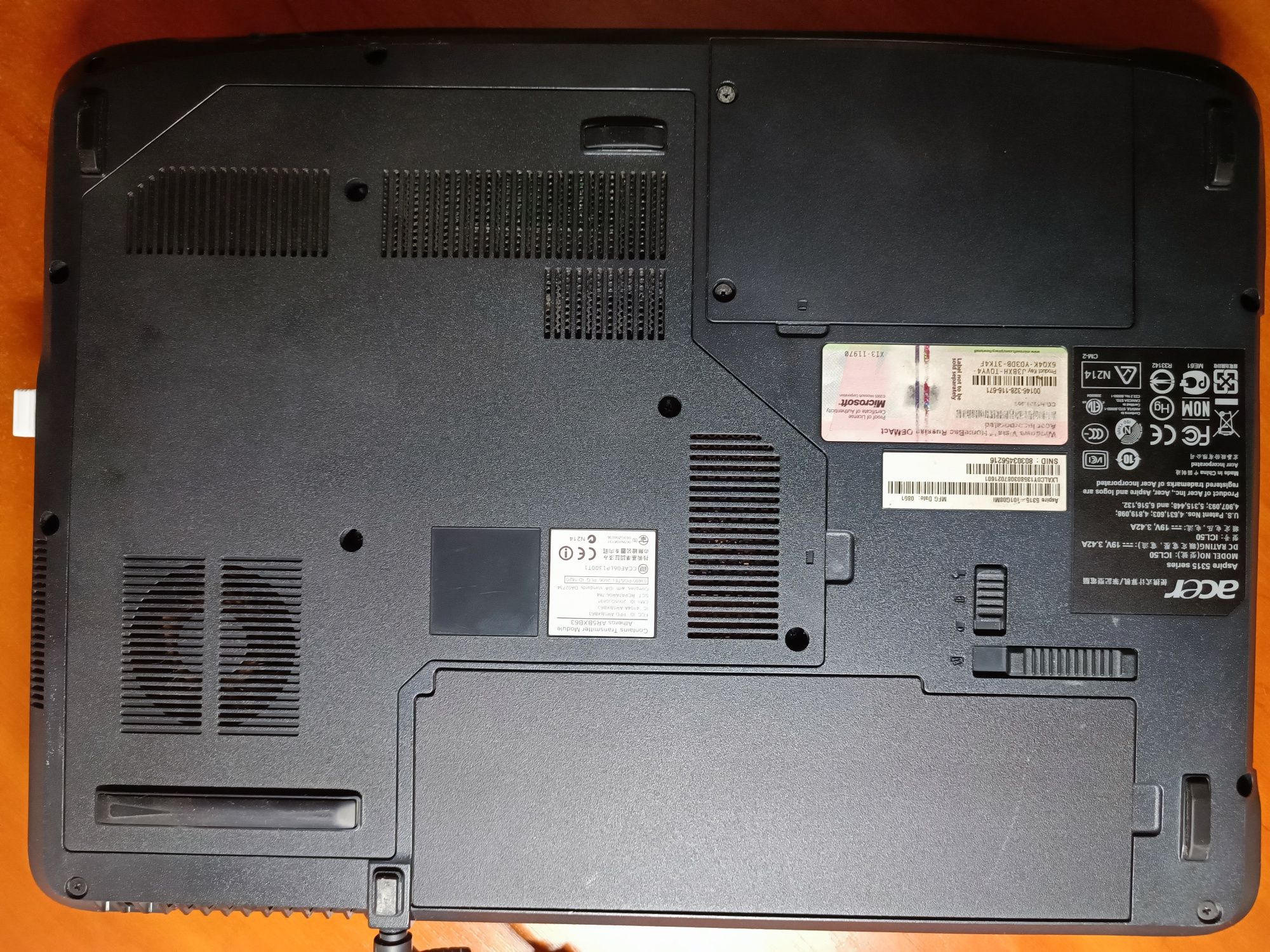 Ноутбук Acer aspire 5315 на 600Gb хороший + безпровідна мишка в подар