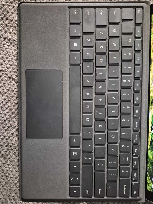 Планшет Microsoft Surface PRO 5 1796 4/128 m7-7Y30 12.3" Win10