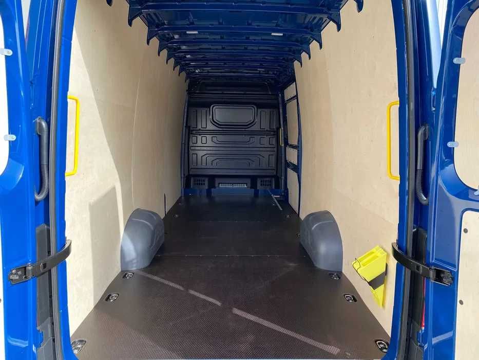 VW Crafter L5H3 Zabudowa busa Podłoga ze sklejki 12 MM DOSTAWA GRATIS