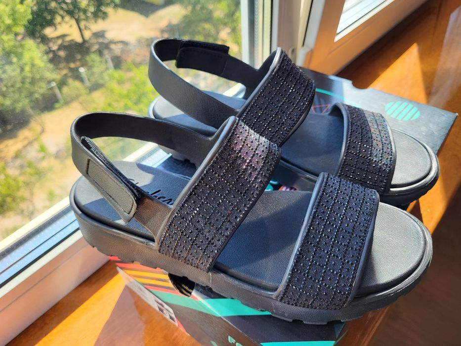 Сандалии Sketchers FOAMIES 39 размер