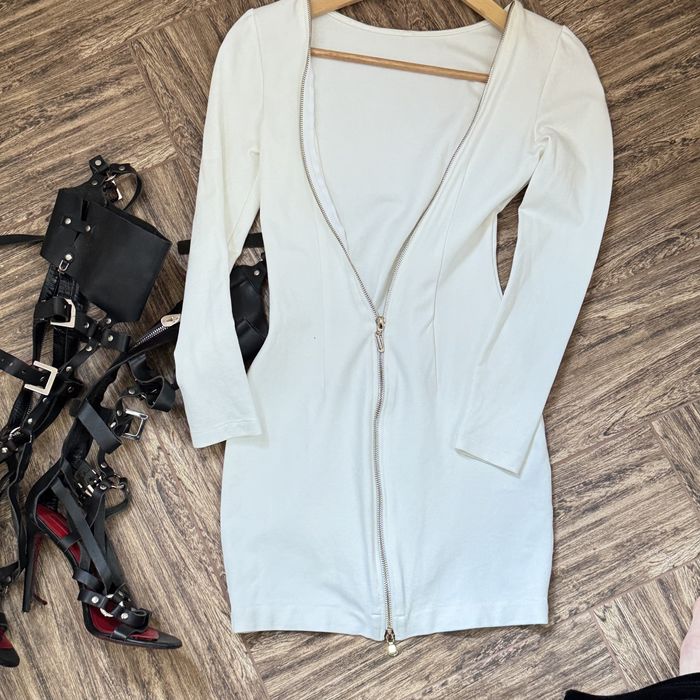 Сукня яка підкреслить фігуру