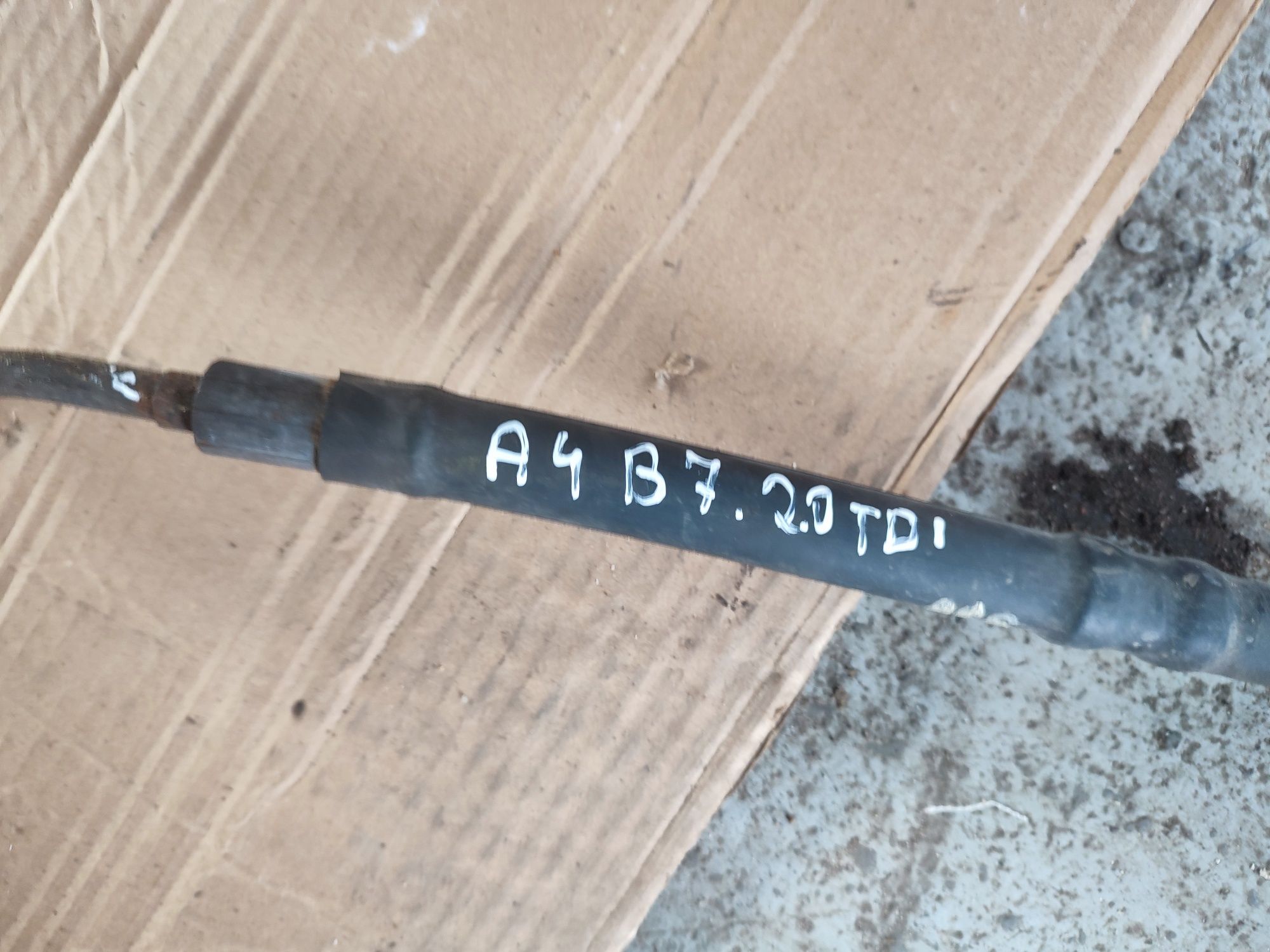 Przewód wspomagania audi a4 b7 2.0 TDI