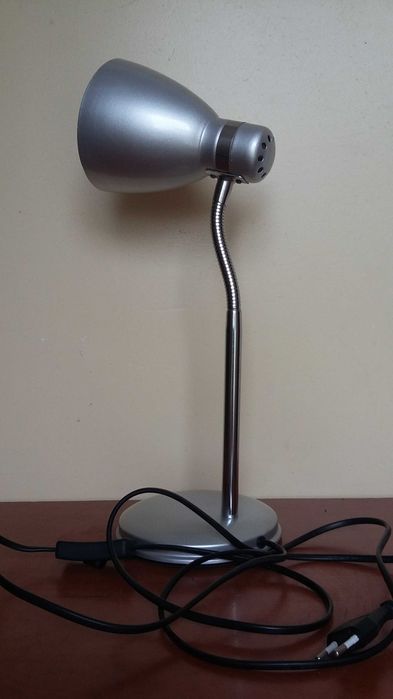 Lampka Metalowa szaro srebrna jak nowa