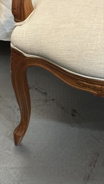 Cadeirão   estilo Luis XV