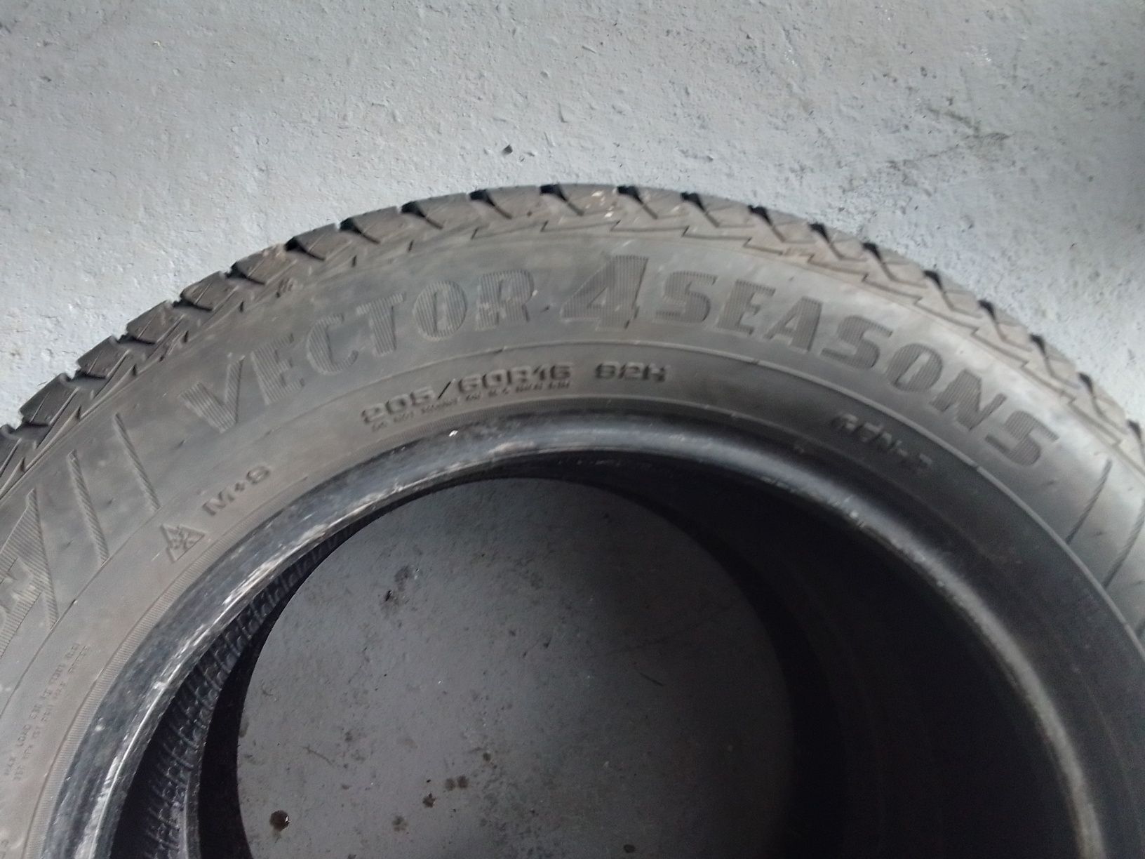 Cena za 2 Opony wielosezonowe 205/60r16 GOODYEAR 6.5mm