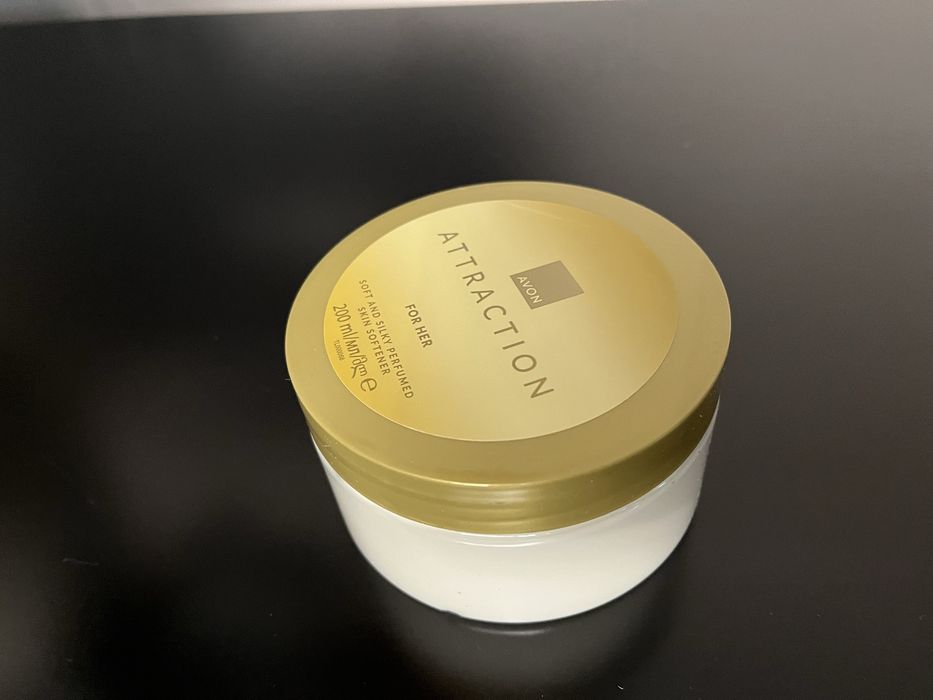 Avon Attraction bslsam perfumowany 200 ml