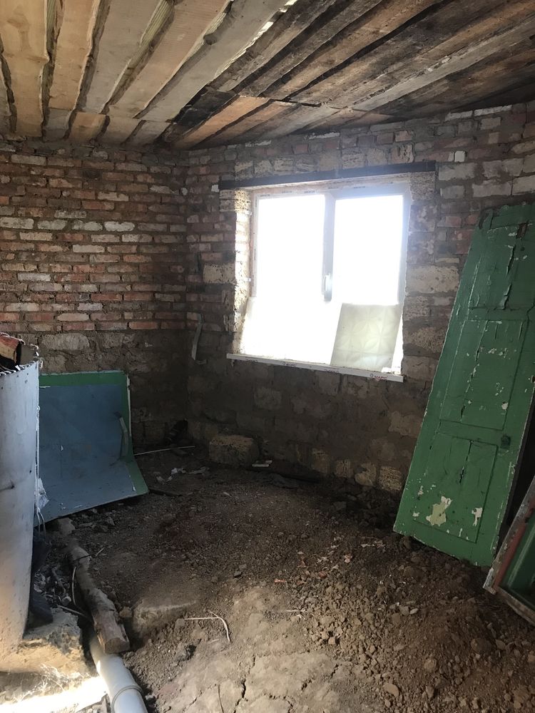 Продам котедж 1/4 будинку 17квартал