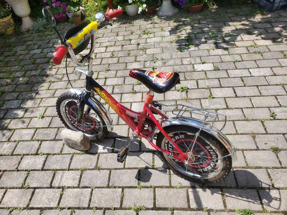 Дитячий велосипед на колесах 16"