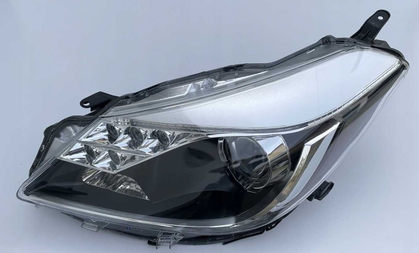 lampa TOYOTA YARIS HIBRID III 11-20 soczewka led lewa